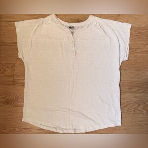 Black Bow White Button-Up Tee - SMALL STAIN (free with purchase)